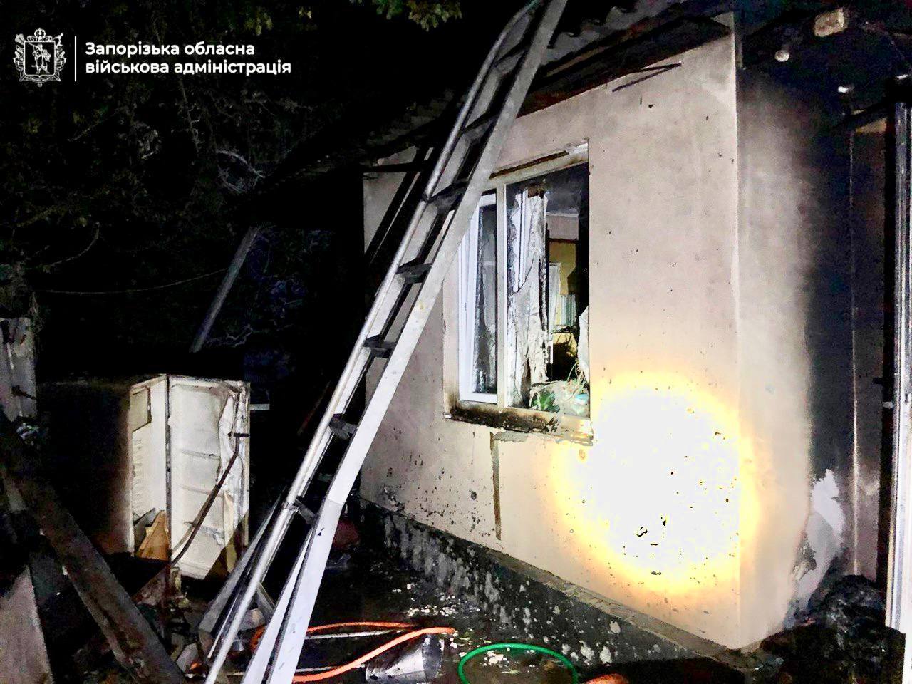 РФ обстріляла Запорізькій район: виникли перебої зі світлом, постраждала людина