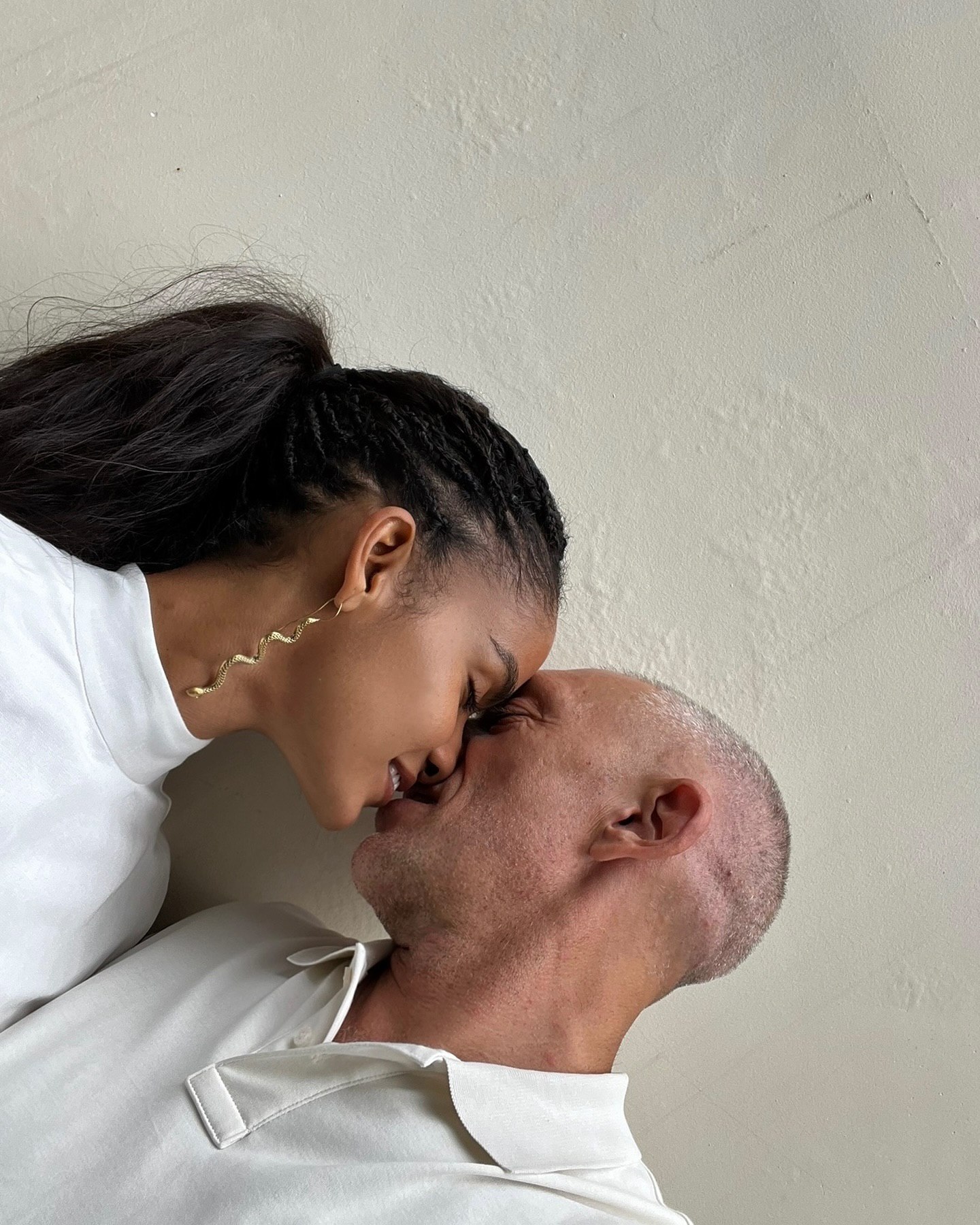 58-річний Венсан Кассель вчетверте став батьком