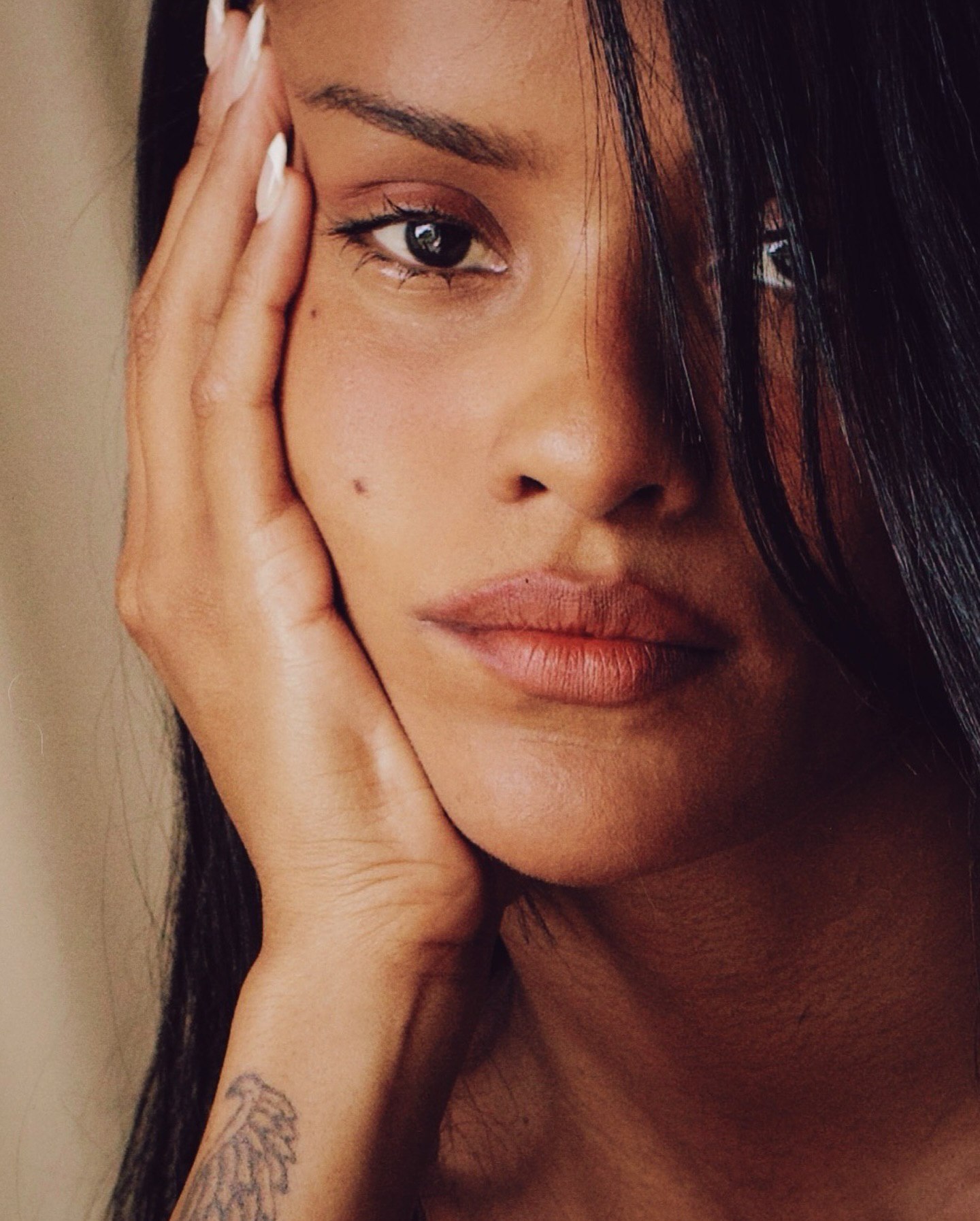 57-річний Венсан Кассель знову стане батьком: фото вагітної коханої актора