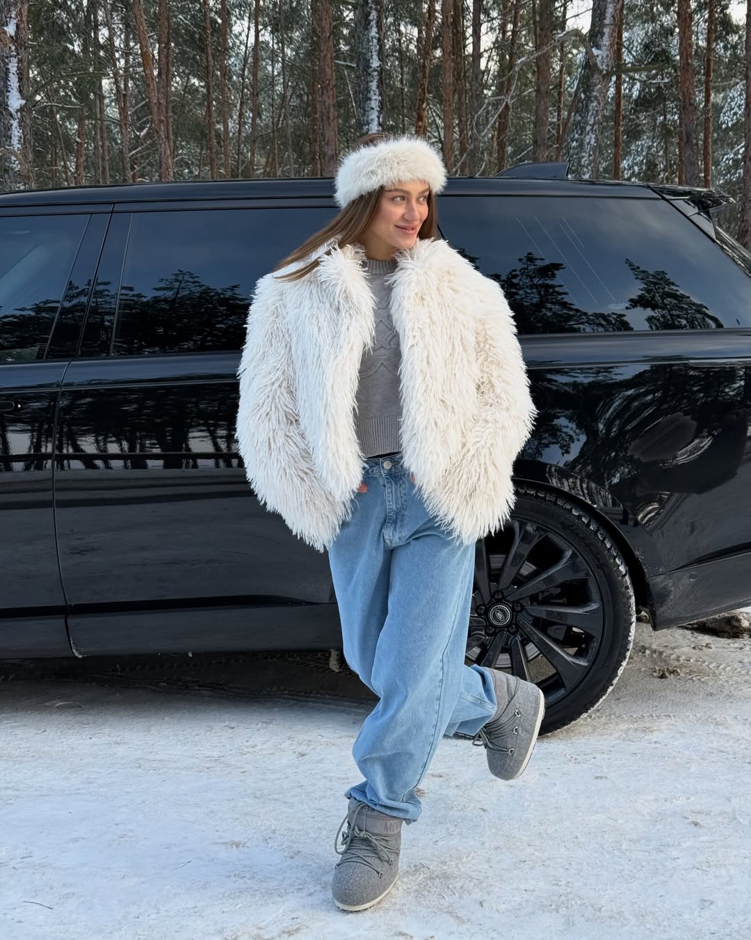 Переможниця "Холостяка" Надін у трендовій екошубі: як повторити стильний образ