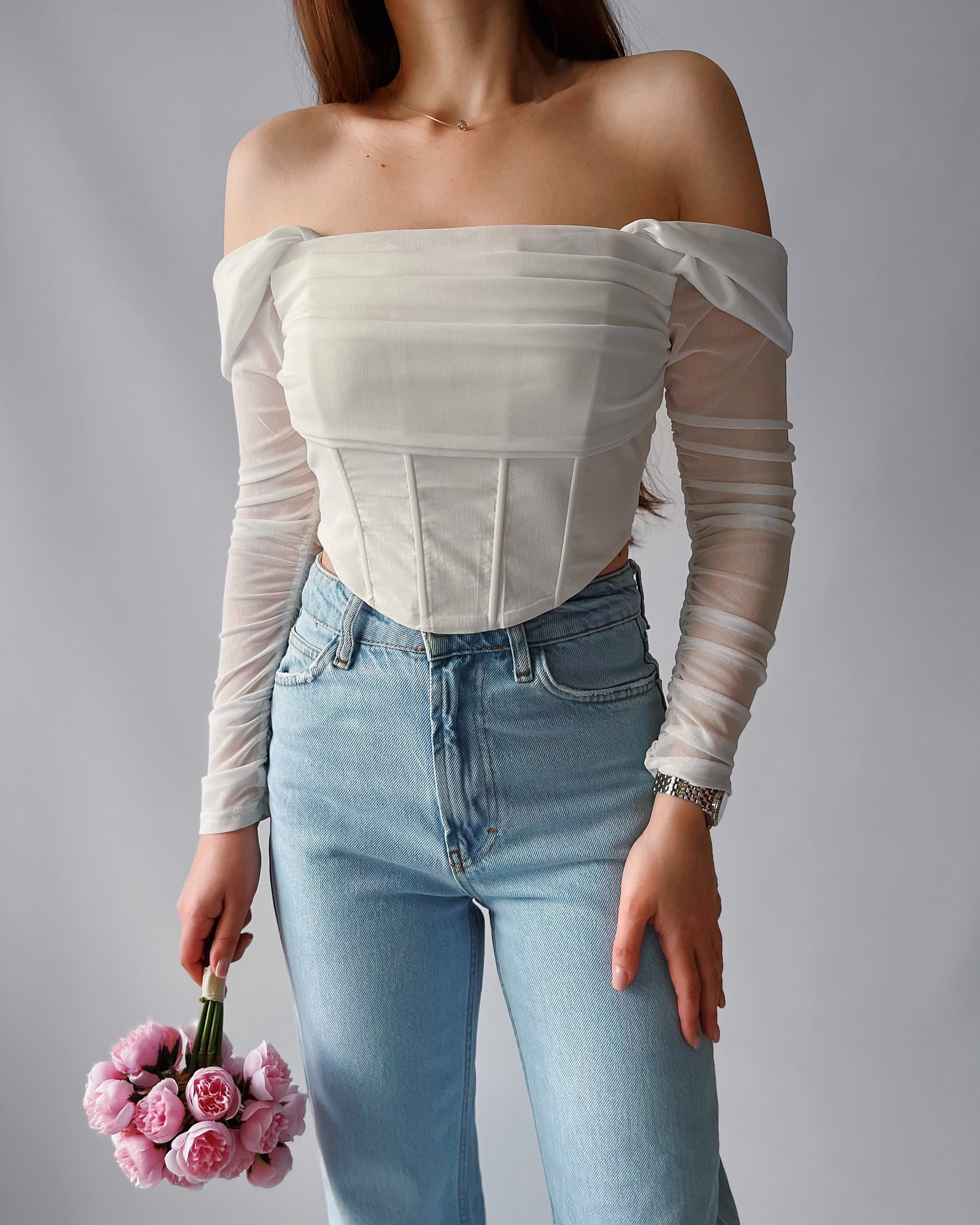 У чому зустрічати Новий рік 2025: Джамала, колишня Остапчука та дружина Решетніка показали образи з джинсами