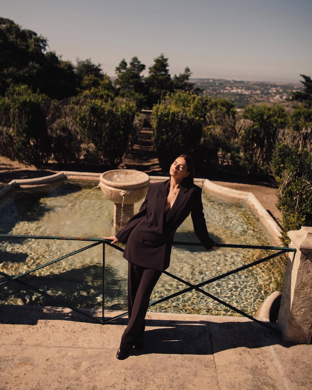 У найтрендовішому кольорі сезону: дружина Усика вразила елегантним образом