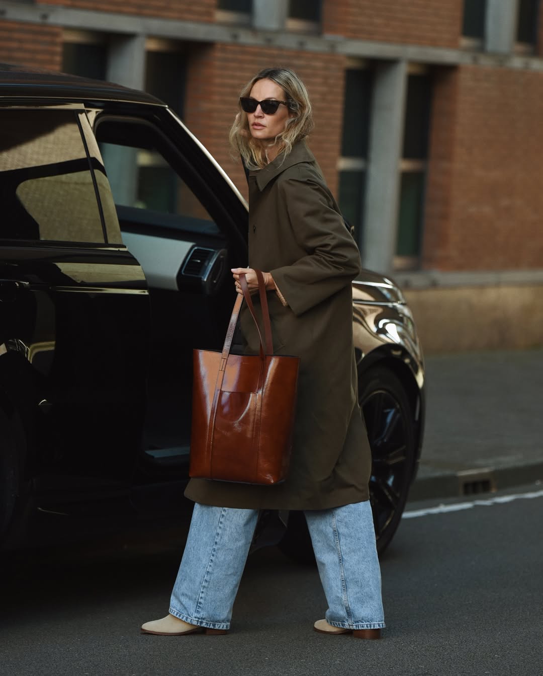 Как создать стильный многослойный образ: простые правила баланса цветов и фактур