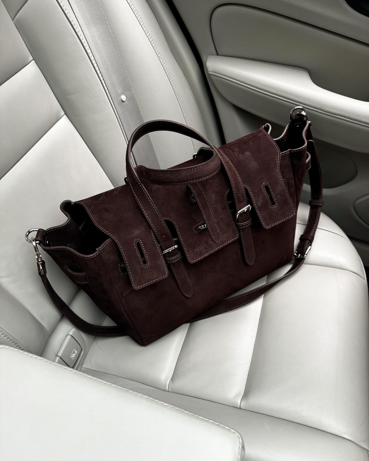 5 трендов, набирающих популярность: самые модные аксессуары, обувь и одежда сезона