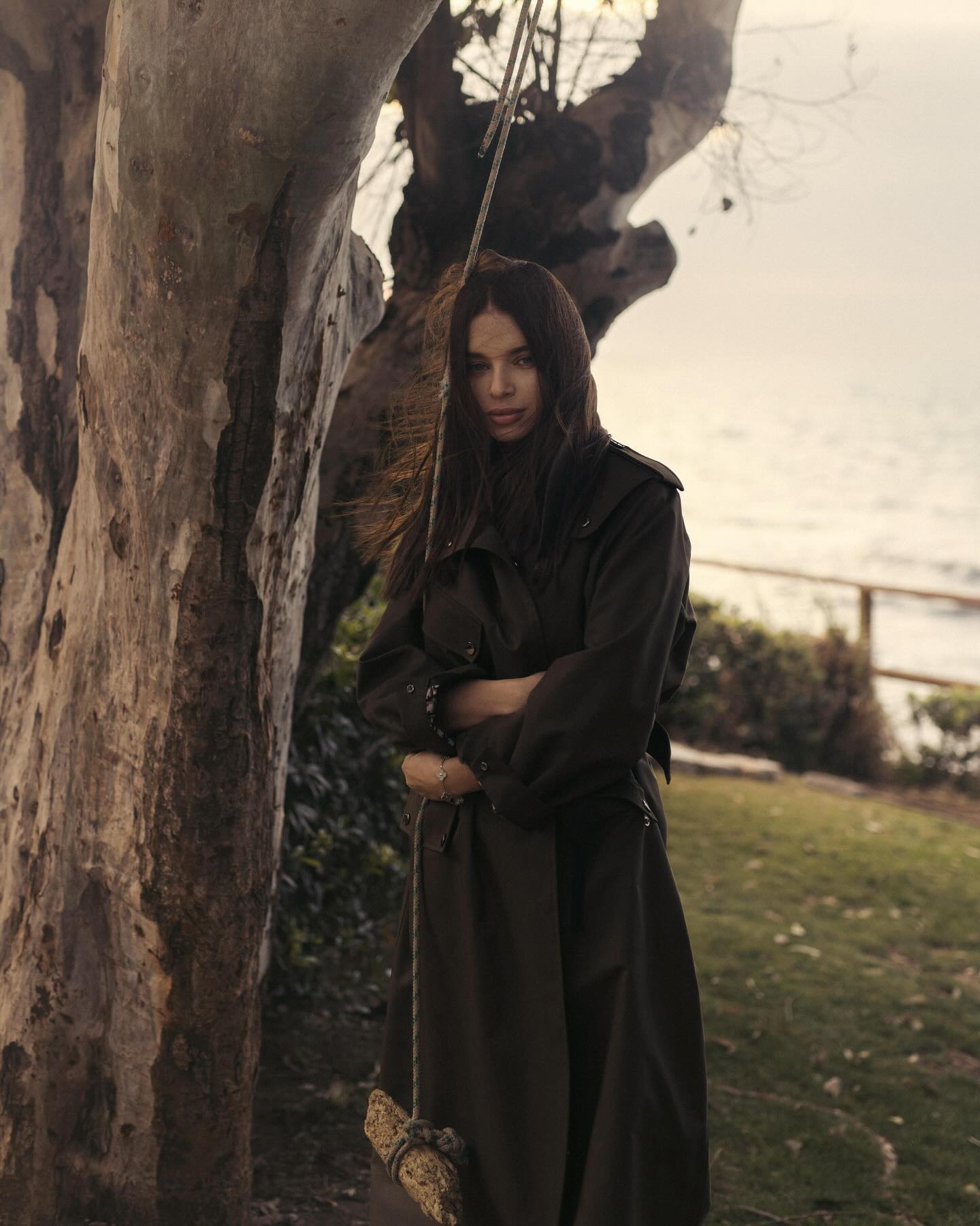 Дружина Усика показала верхній одяг, який точно має бути в гардеробі кожної модниці