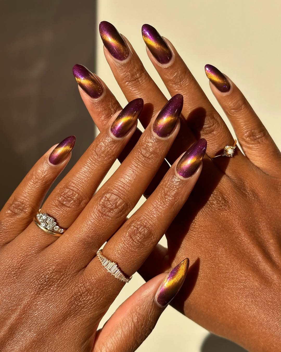 Денежный маникюр на февраль: этот цвет привлечет удачу и любовь