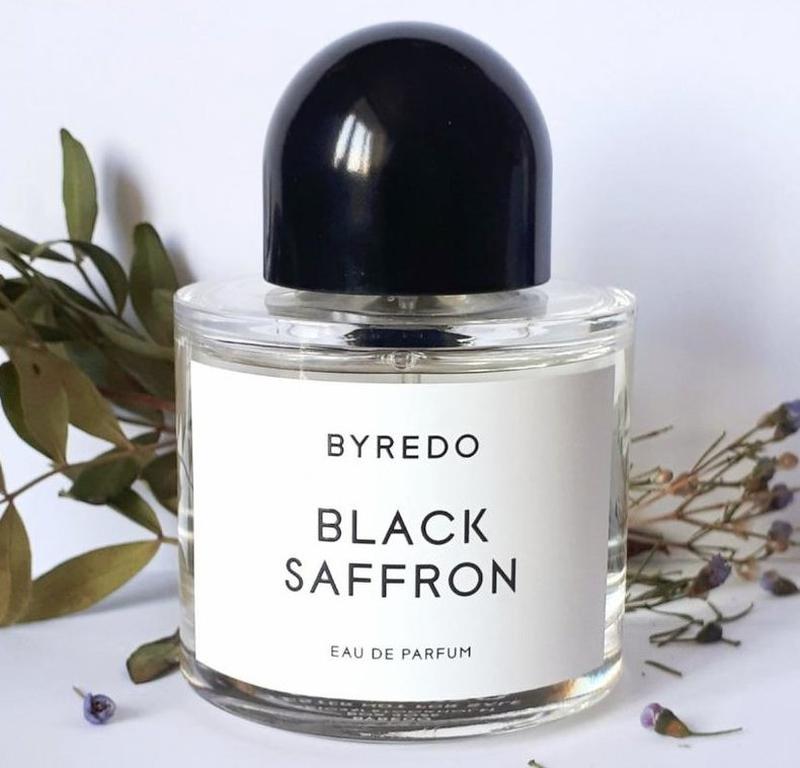 Топ-10 шлейфових ароматів на осінь, від яких ви будете отримувати компліменти