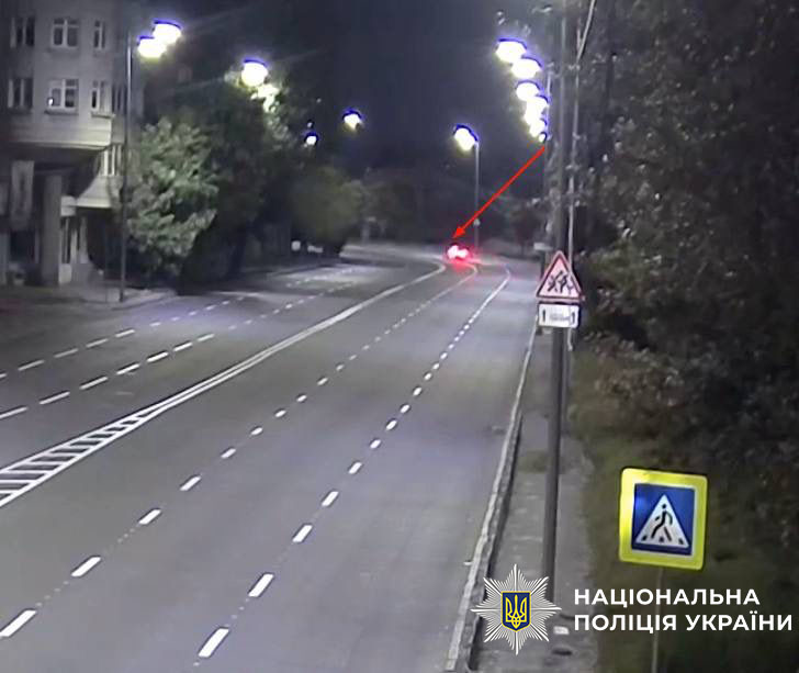 В Киеве работник автомойки угнал BMW клиента и разбил его: фото