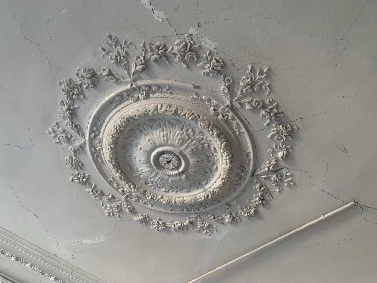 У Києві під час "реставрації" знищили інтер’єри пам'ятки XIX століття на Андріївському узвозі