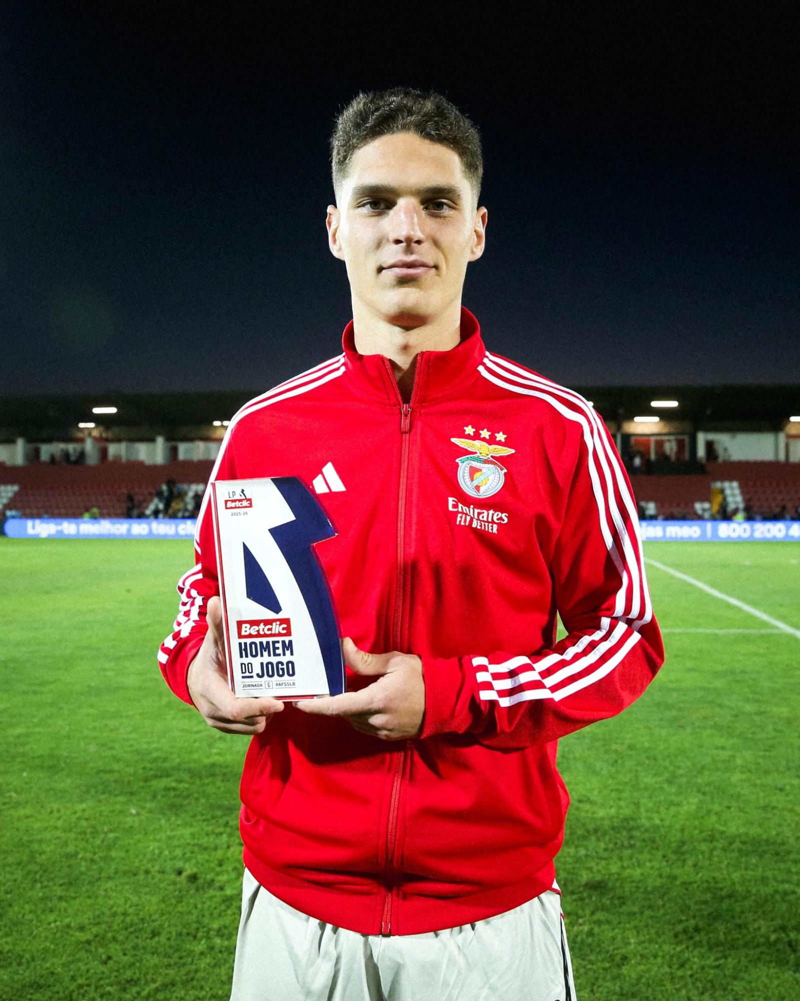 Вперше за чотири роки: Судаков оформив у "Бенфіці" довгоочікуване досягнення