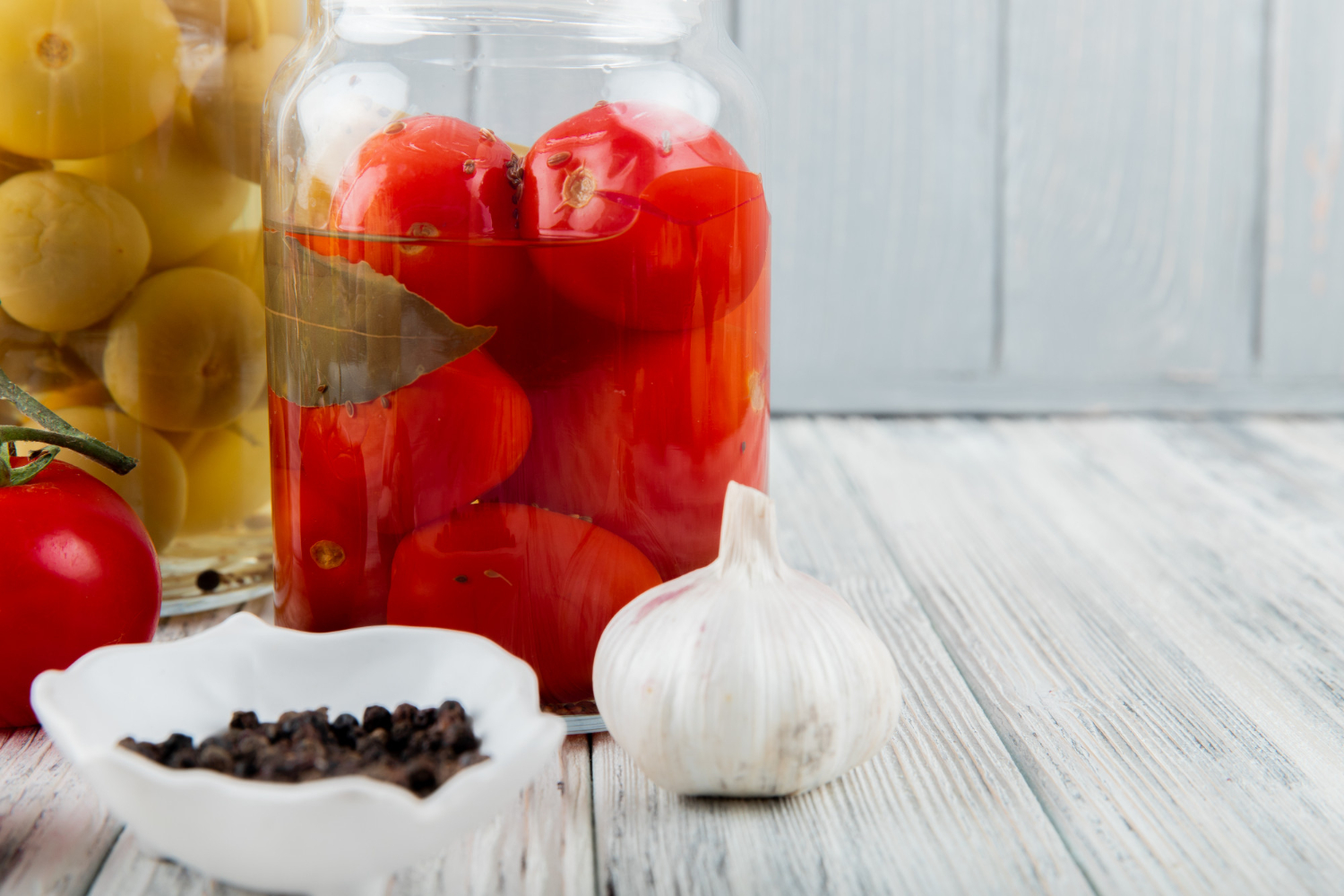 Ціни на помідори в серпні: чи вигідно вже купувати для консервації