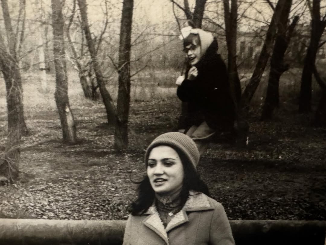 Як виглядала Ольга Сумська у дитинстві: акторка показала архівні фото