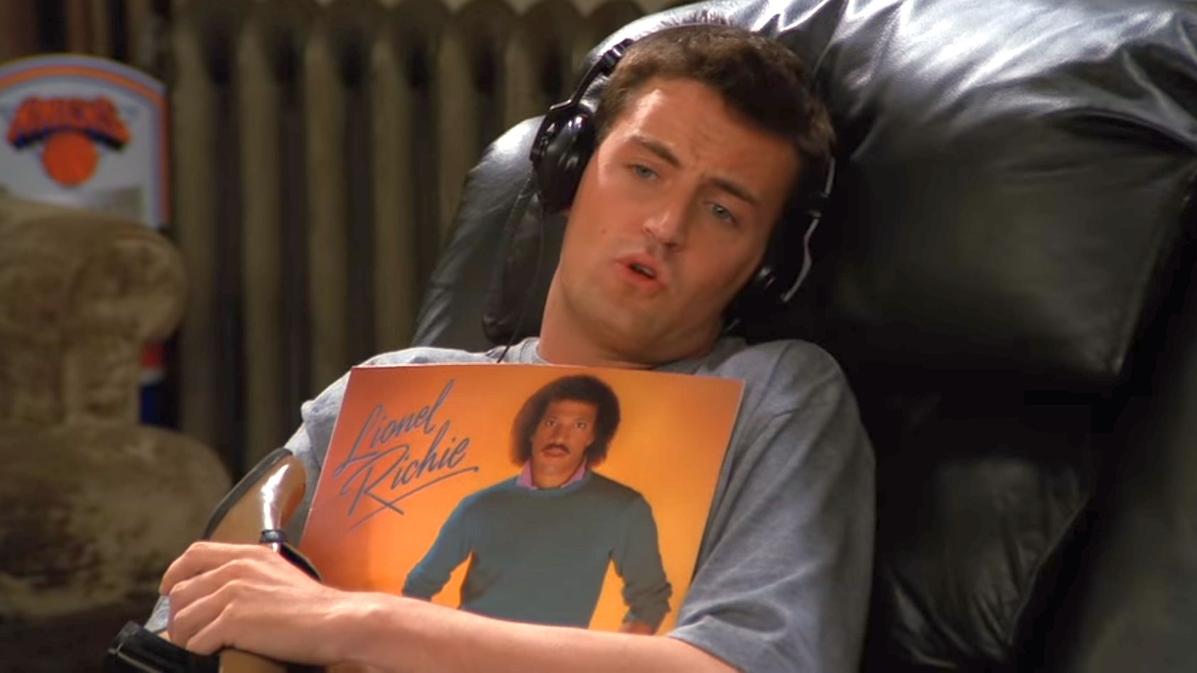 "Я розповідаю всім чужі секрети, тому люди люблять мене": 25 цитат Чендлера Бінга з "Друзів"