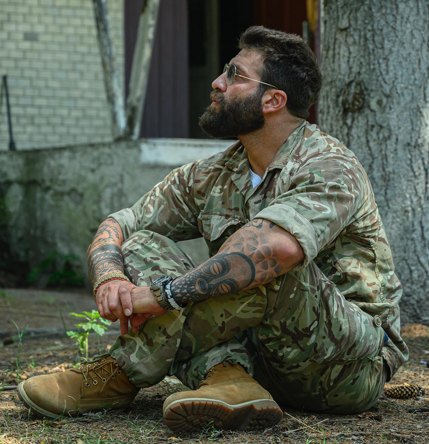 Кумири мільйонів - у формі ЗСУ. Знаменитості, які проміняли червоні доріжки на окопи ще у 2022 році