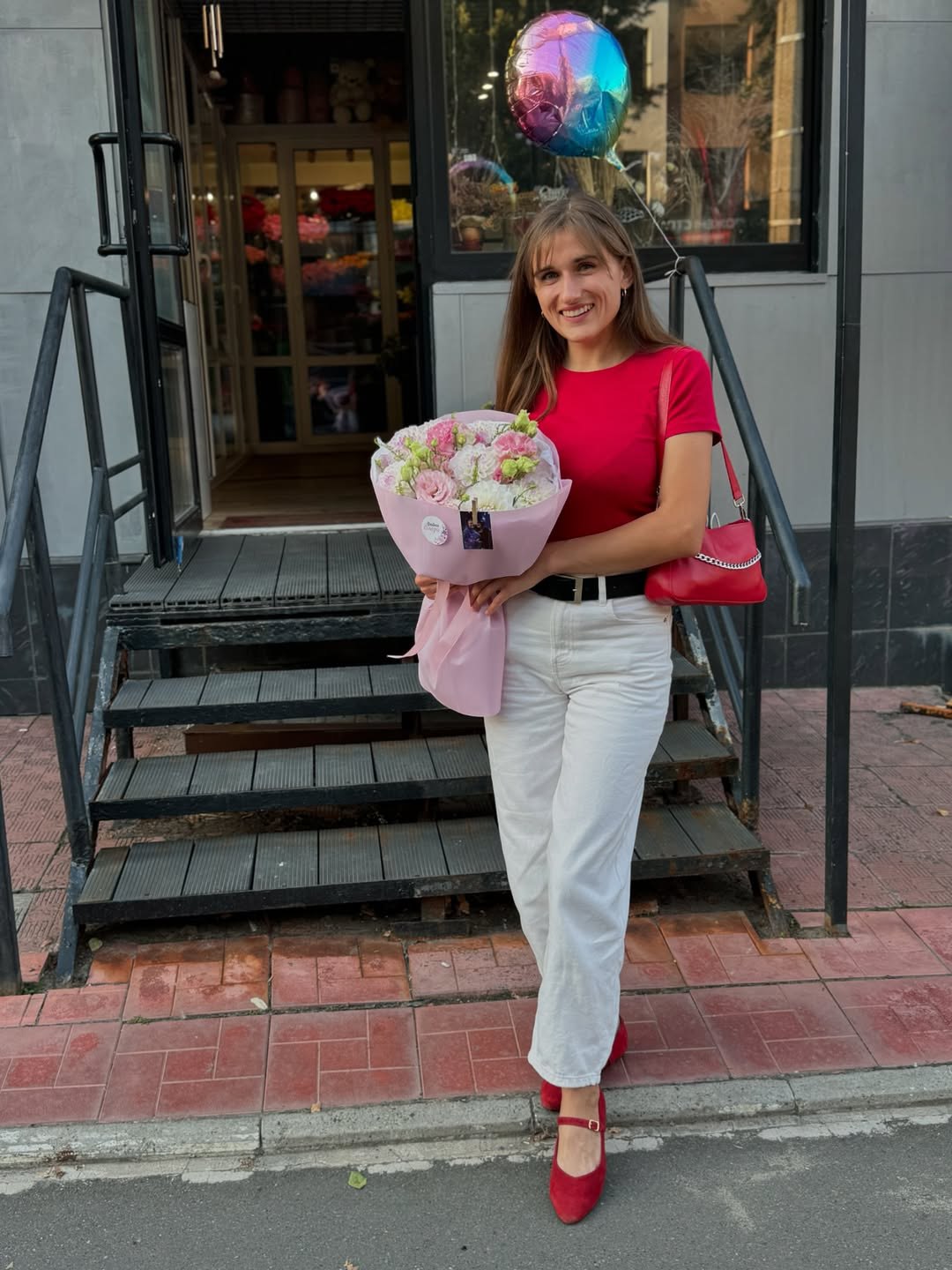 Как выглядит самая модная обувь лета-2025: блогерша Даша Евтух задает тренды