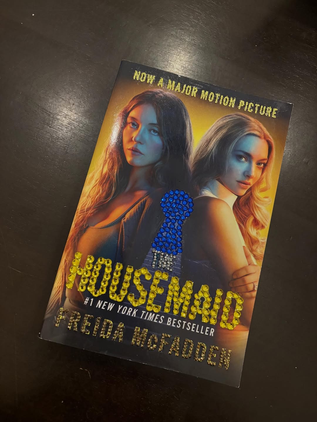 Тайна раскрыта: автор "Служанки" впервые призналась, кем является на самом деле