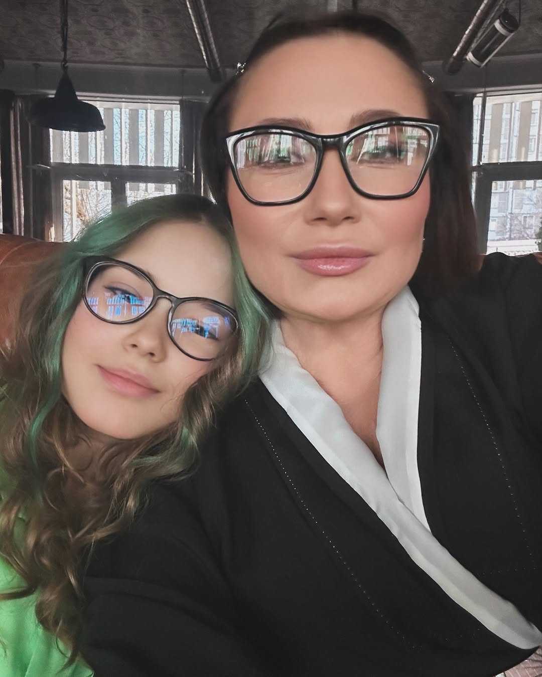 Олена Мозгова вперше за довгий час показала доньку-красуню від Аксельрода