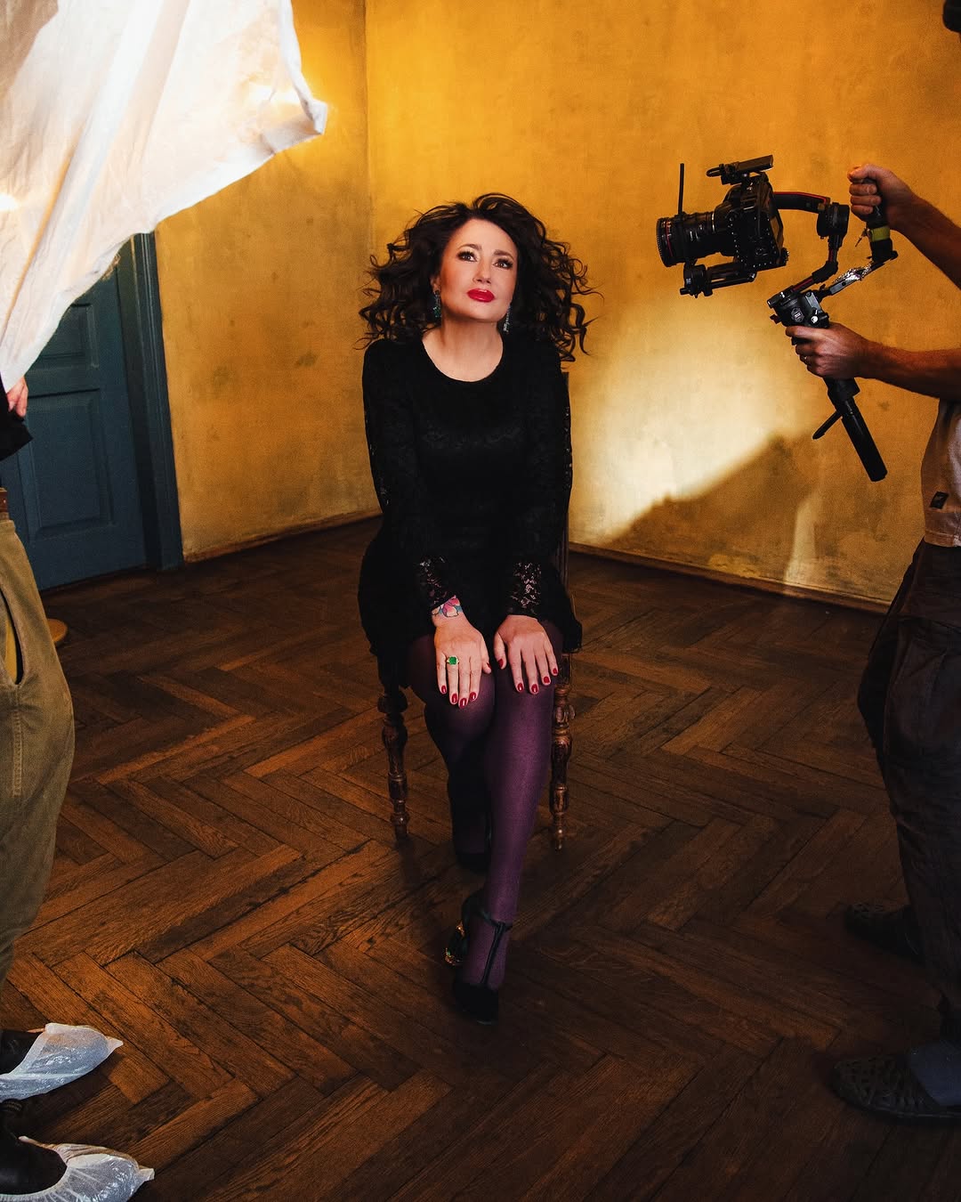 Елена Мозговая впервые за долгое время показала младшую дочь: как она выглядит