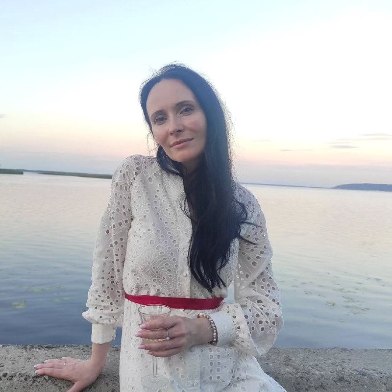 Українська акторка потрапила в реанімацію у критичному стані: що відомо на цей момент