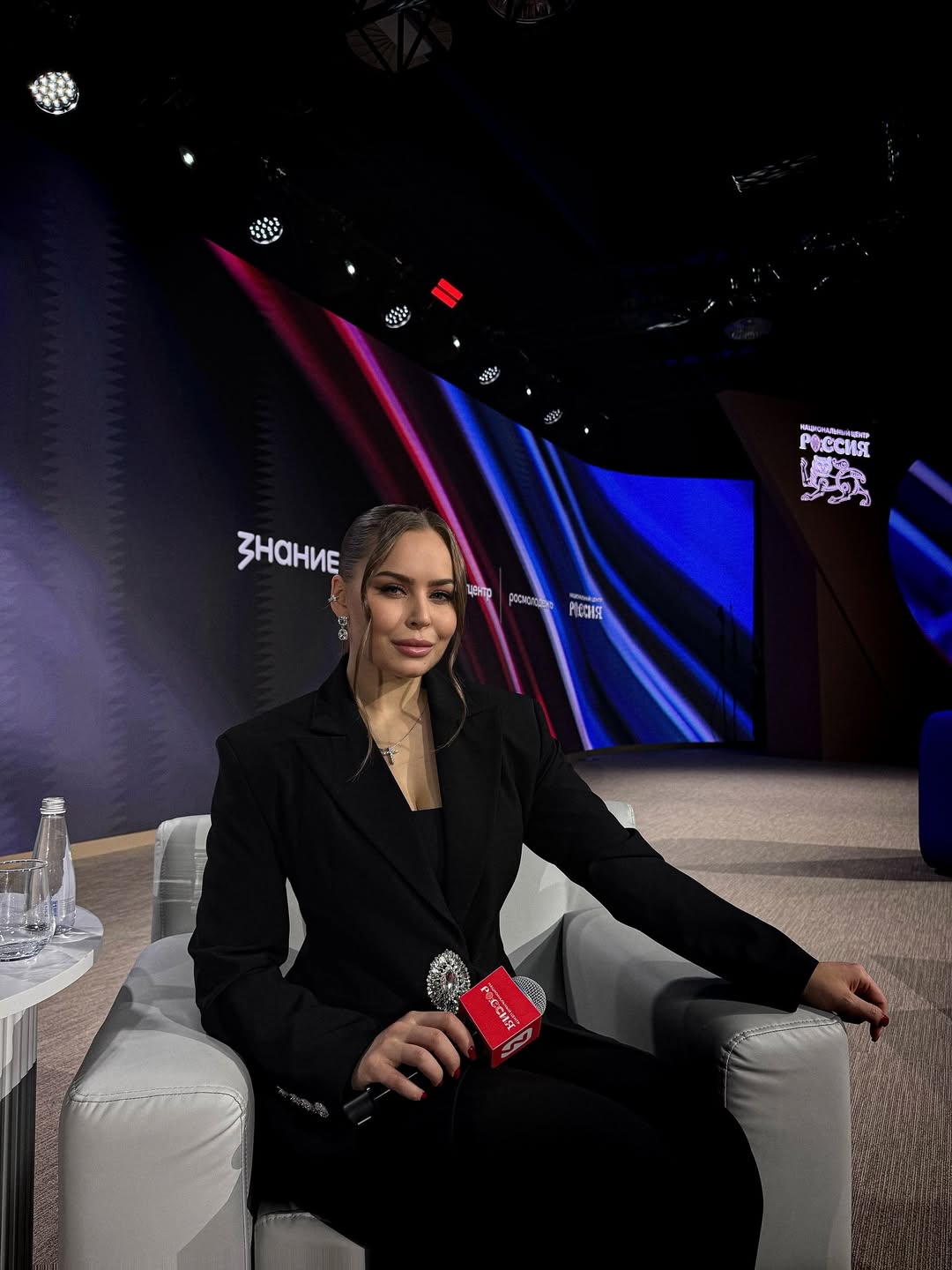 "Дно пробито". Финалистку "Голосу країни" жестко разнесли из-за песни о "братстве" Беларуси с РФ