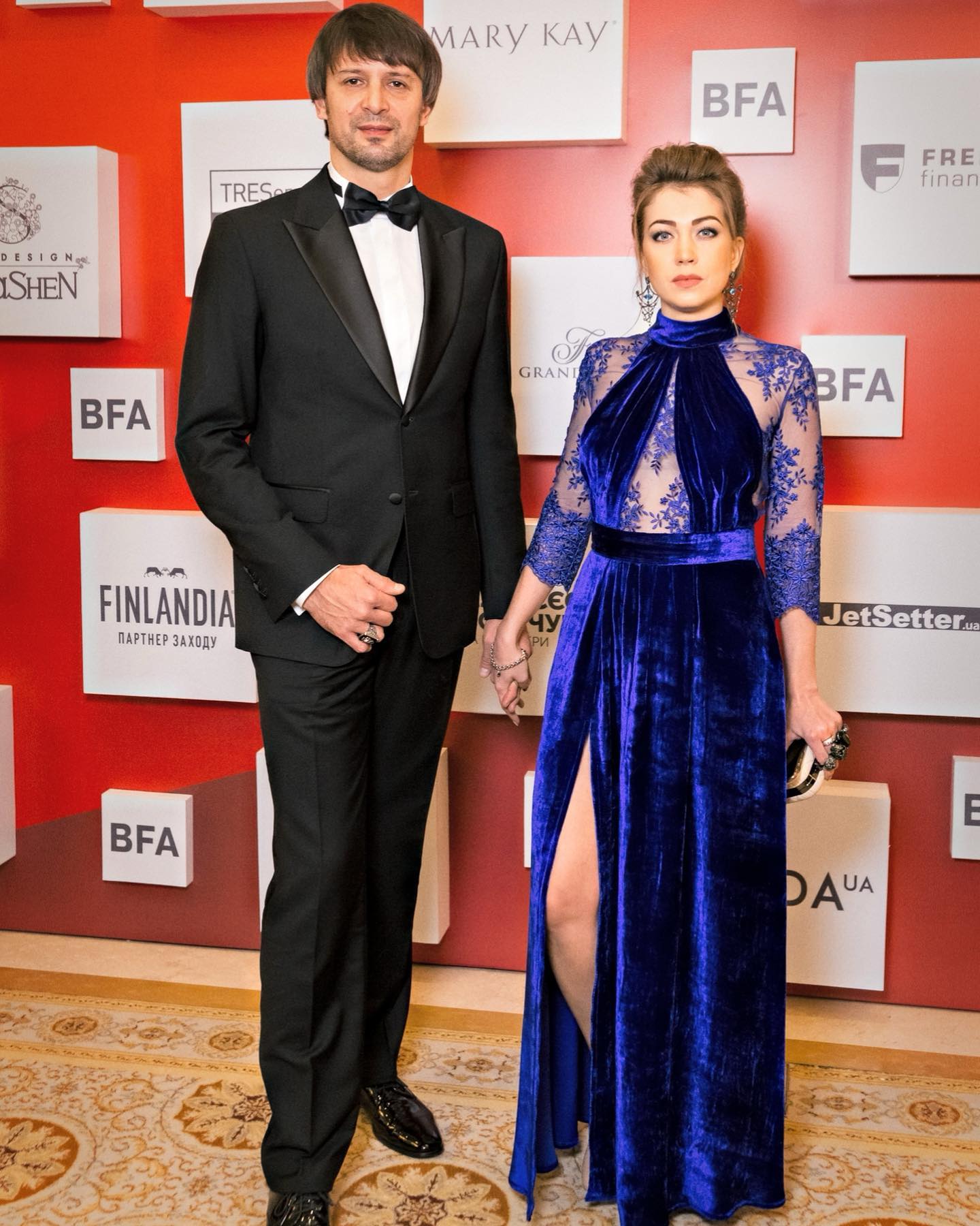 Як виглядає і чим займається сьогодні Марина Кутєпова - дружина Олександра Шовковського