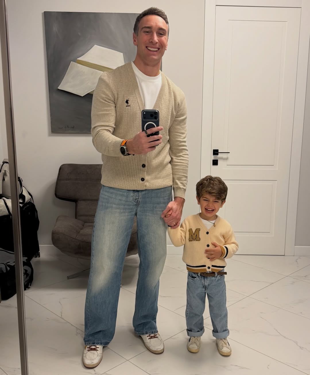 Колишній "Холостяк" Макацарія показав стильний фемілі "лук" із 2-річним сином