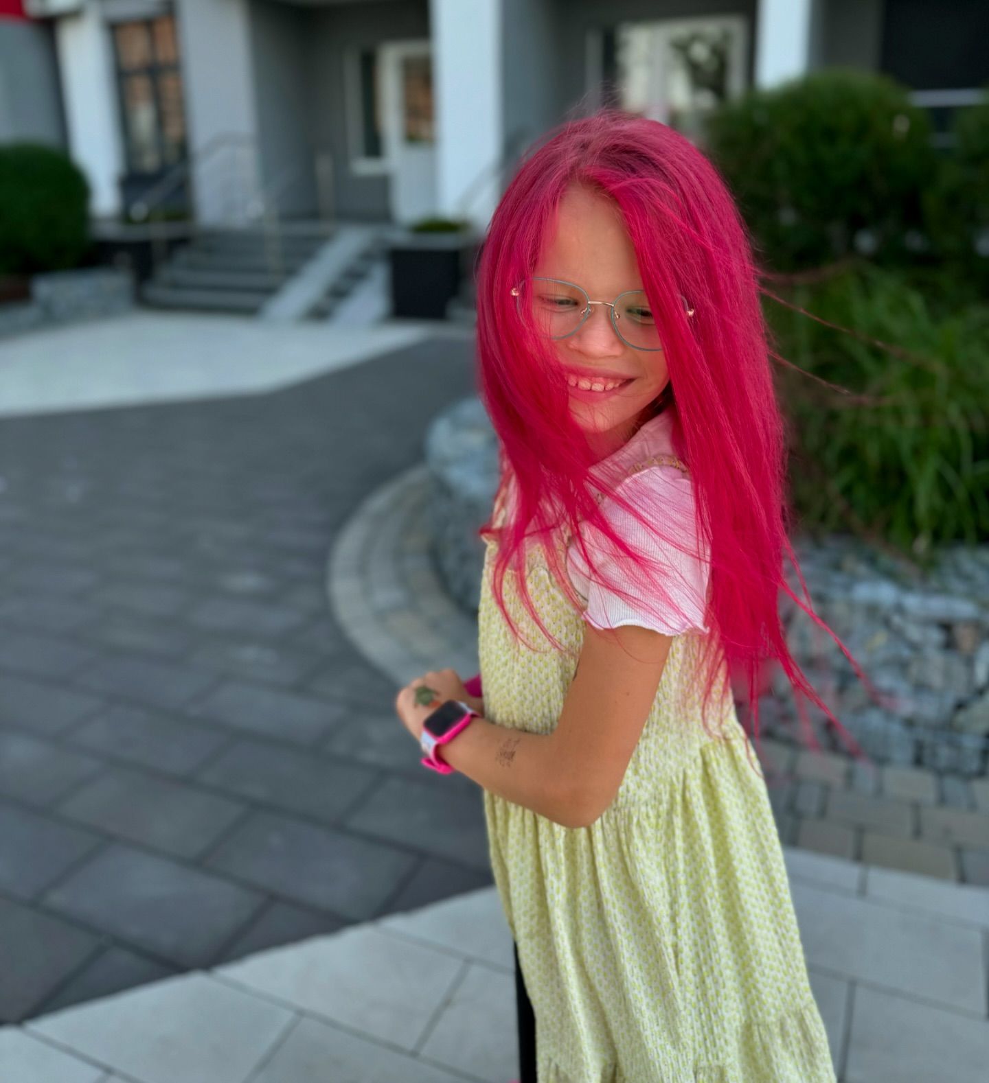 Мірошниченко вперше розповіла про біологічних батьків її прийомної доньки Ангеліни: "Дитина голодувала"