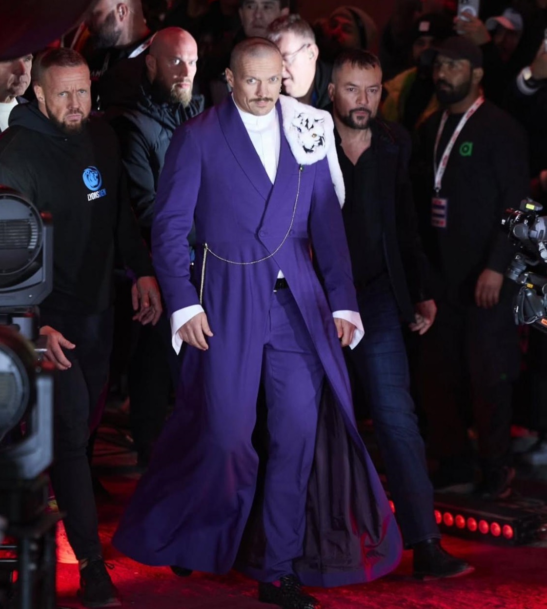 От козака до кота. 9 очень ярких и глубоких образов Александра Усика