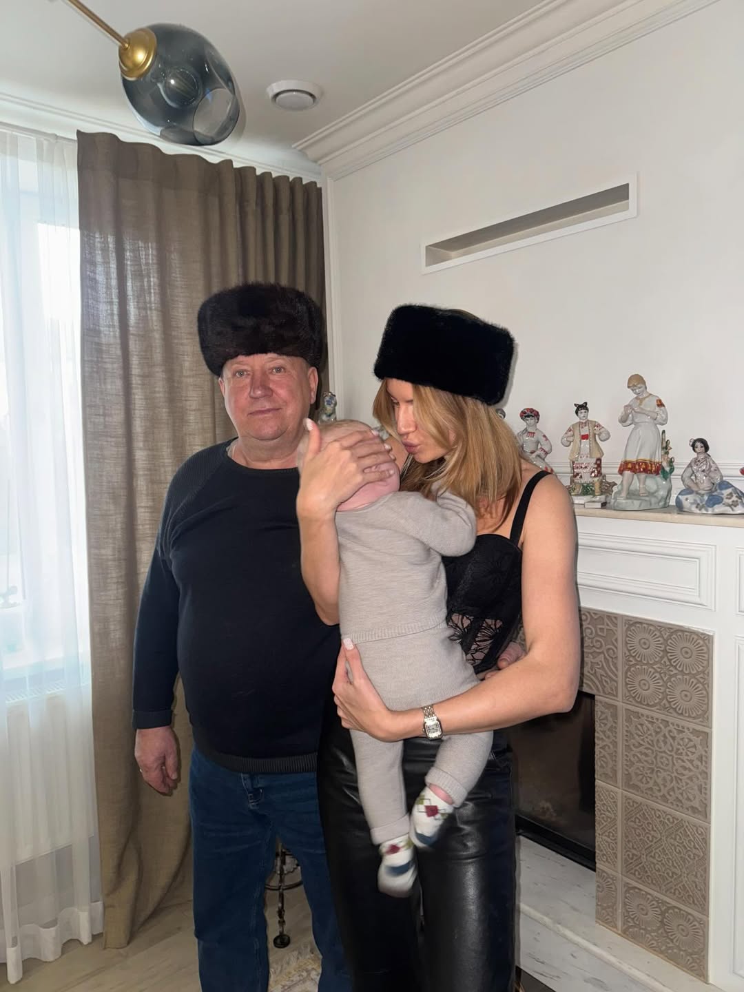 Леся Нікітюк замилувала новими фото з піврічним сином Оскаром