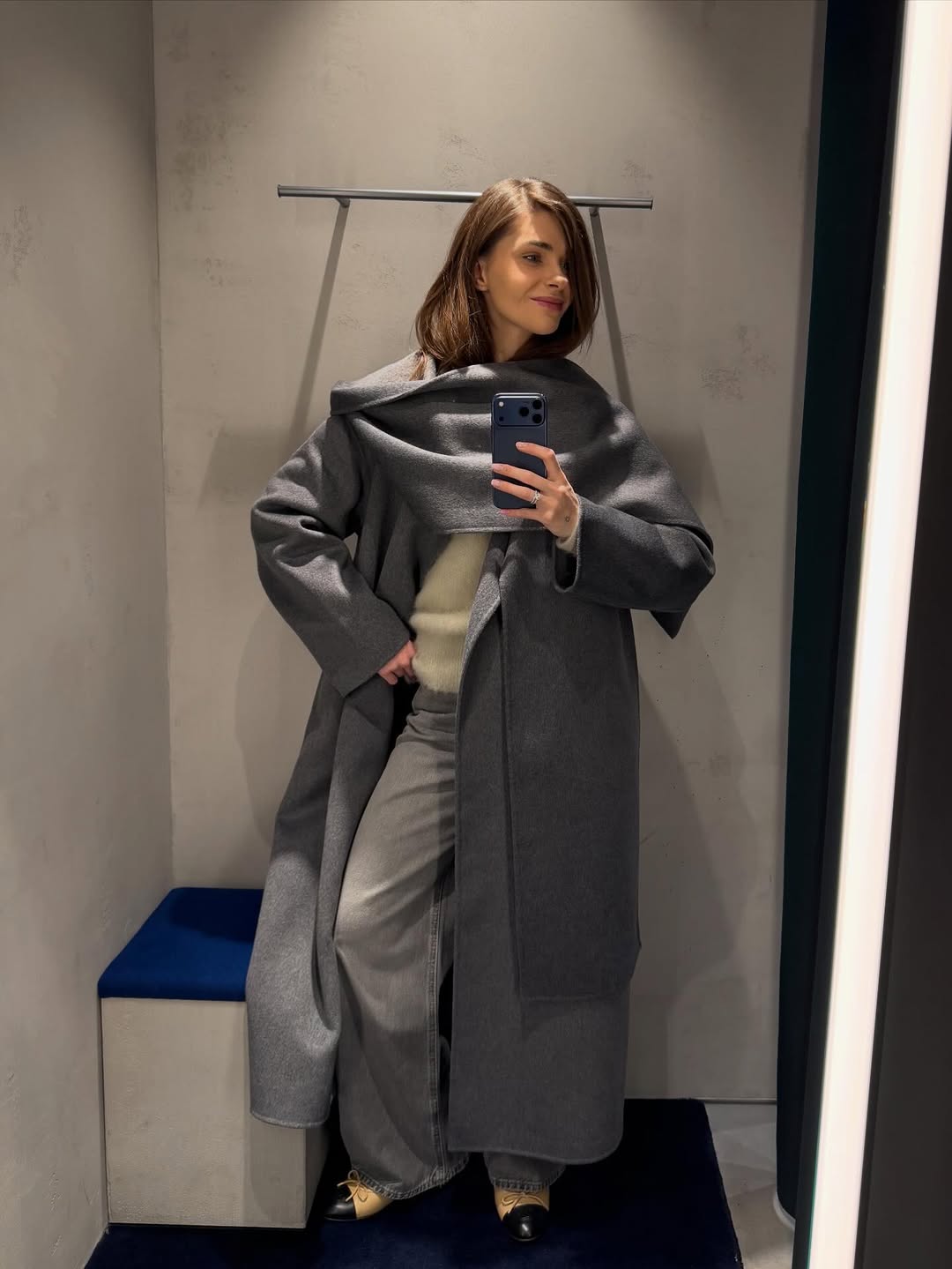 Як виглядати стильно без зайвих витрат: модні "луки" з джинсами від дружини Остапчука