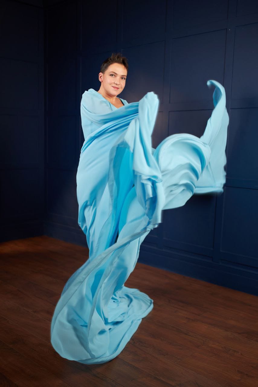 Надежда Савченко неожиданно снялась в романтичной фотосессии