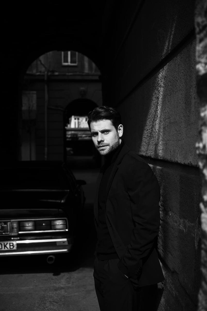 Зірка українських серіалів вразив брутальними кадрами