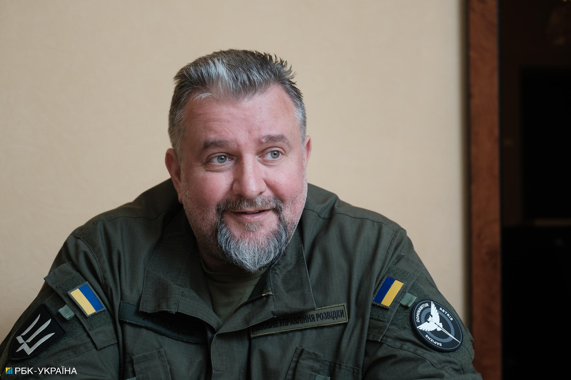 Капелан Костянтин Холодов: Наша церква дозволяє захищати зі зброєю в руках