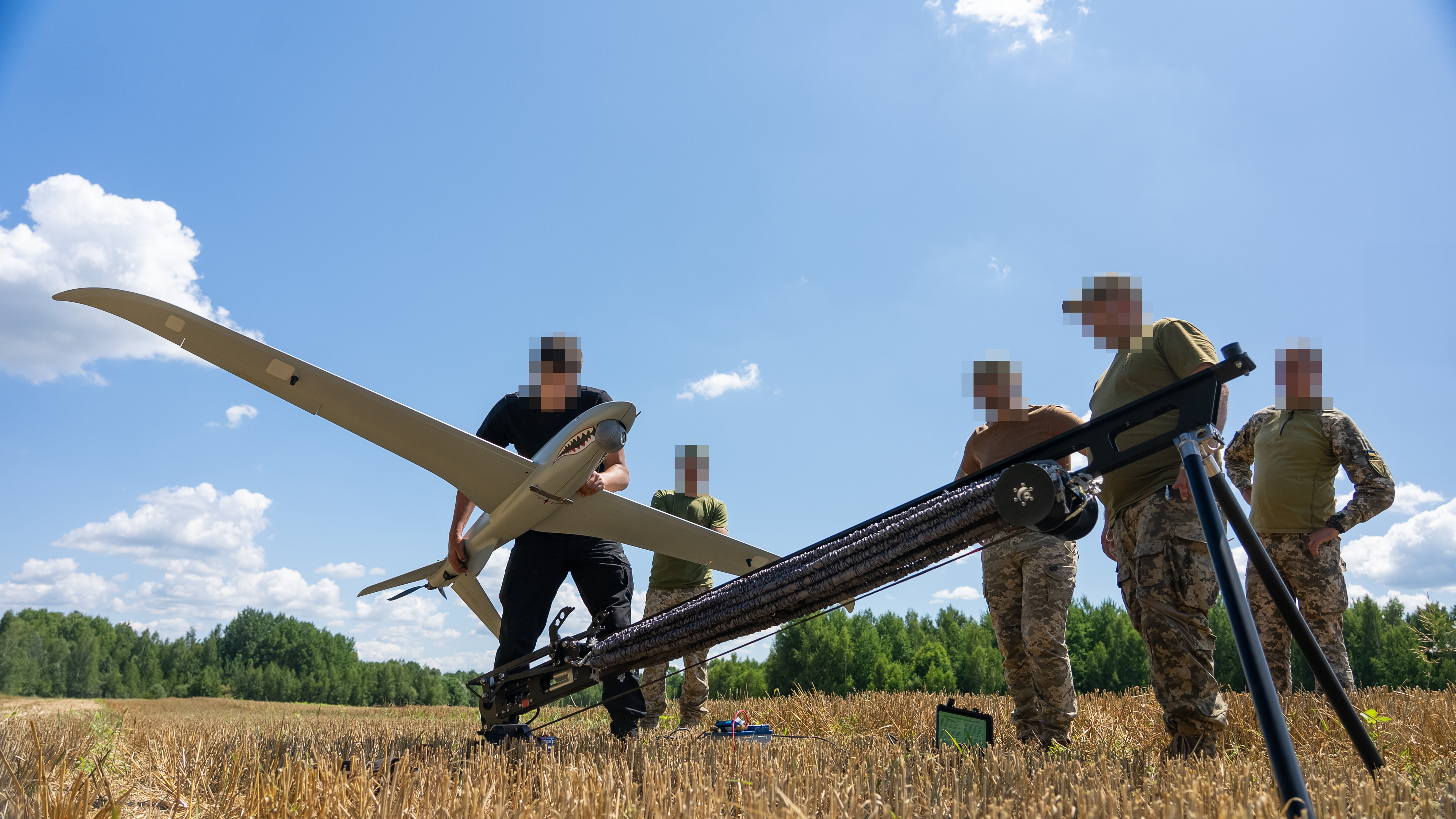 25 розвідкомплексів "ШАРК" від ОККО та "Повернись живим" вже на фронті