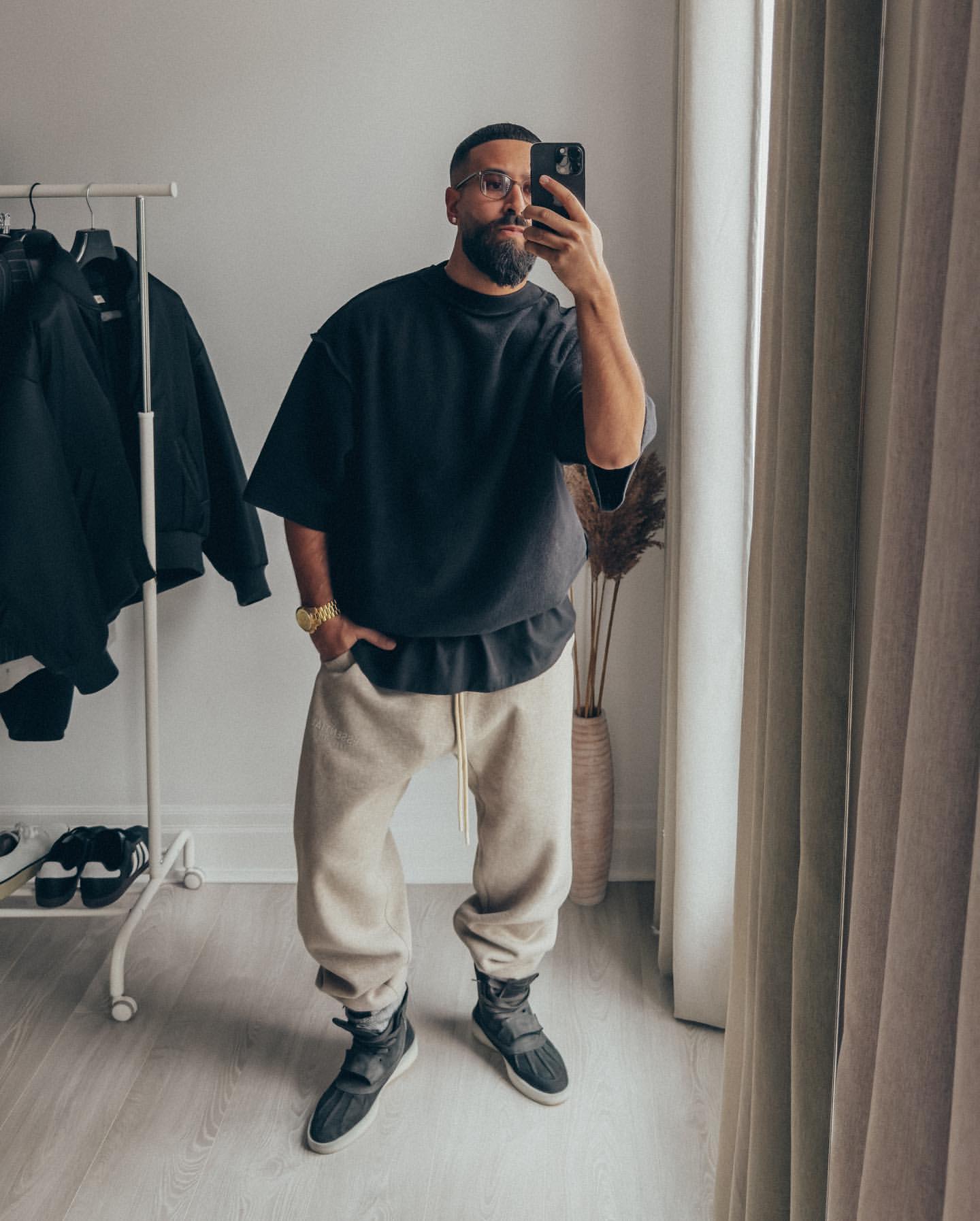 Тренды мужской моды на осень 2024 года: что носить, чтобы быть "на стиле"