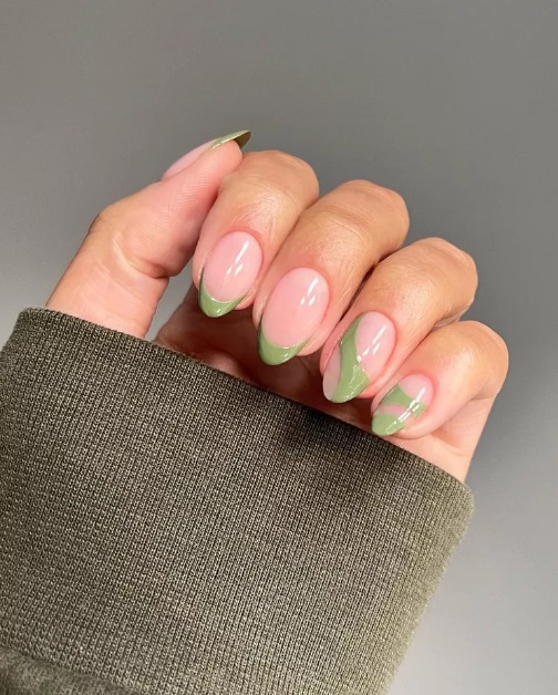 Цей колір манікюру - найгарячіший тренд сезону: як він виглядає та які дизайни вибрати