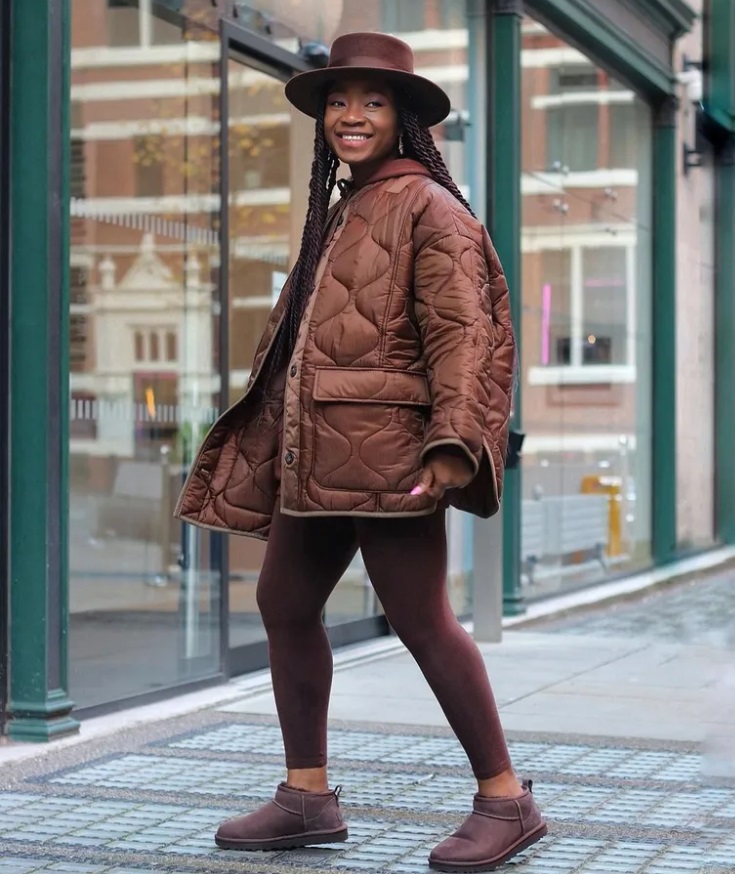 Яка модель жіночої куртки не виходить із моди: фото стильних образів на кожен день