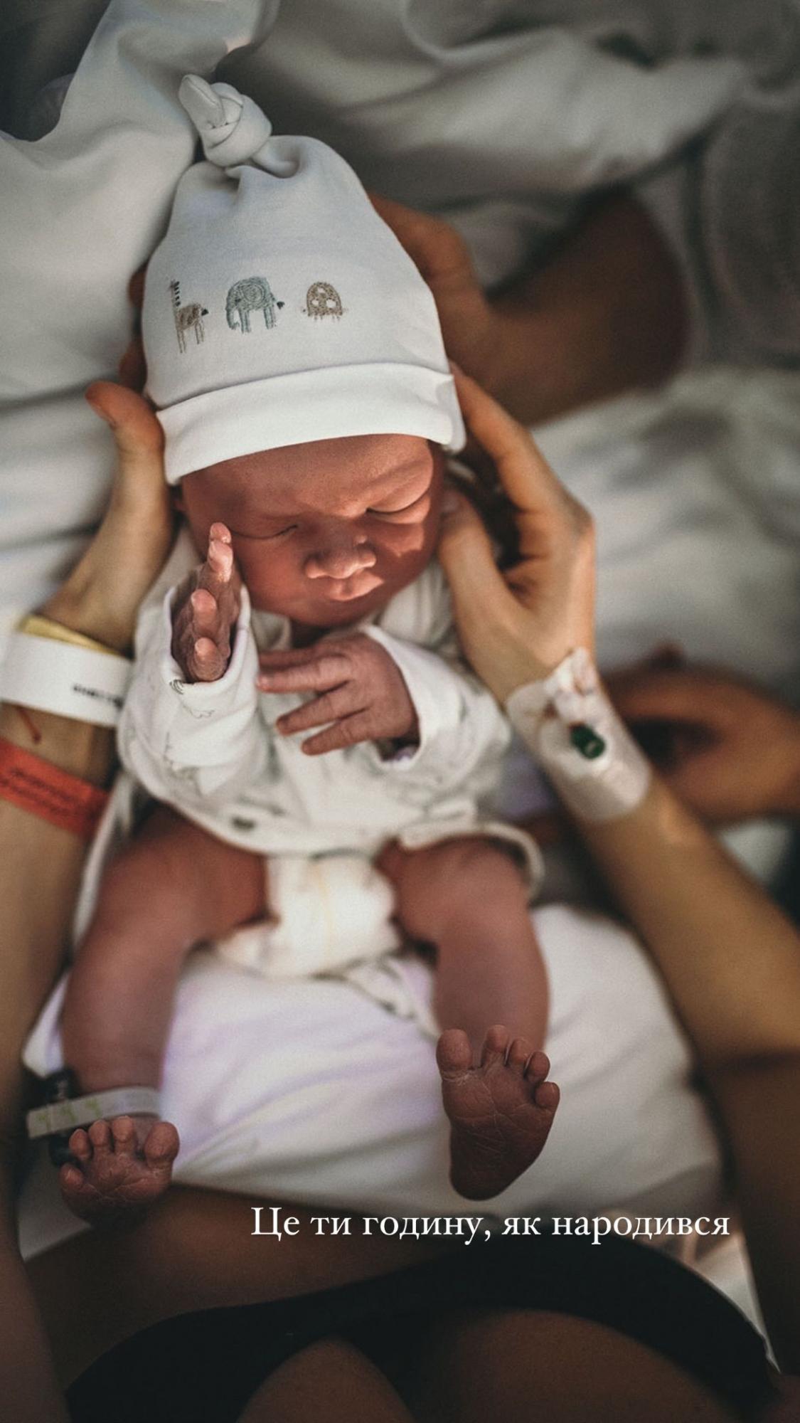 Мірошниченко зворушливо привітав сина з 4-річчям і показав архівні фото: "Мій маленький геній"