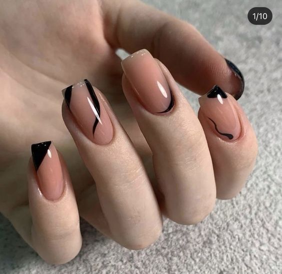 Просто і зі смаком: тренди манікюру на осінь 2022