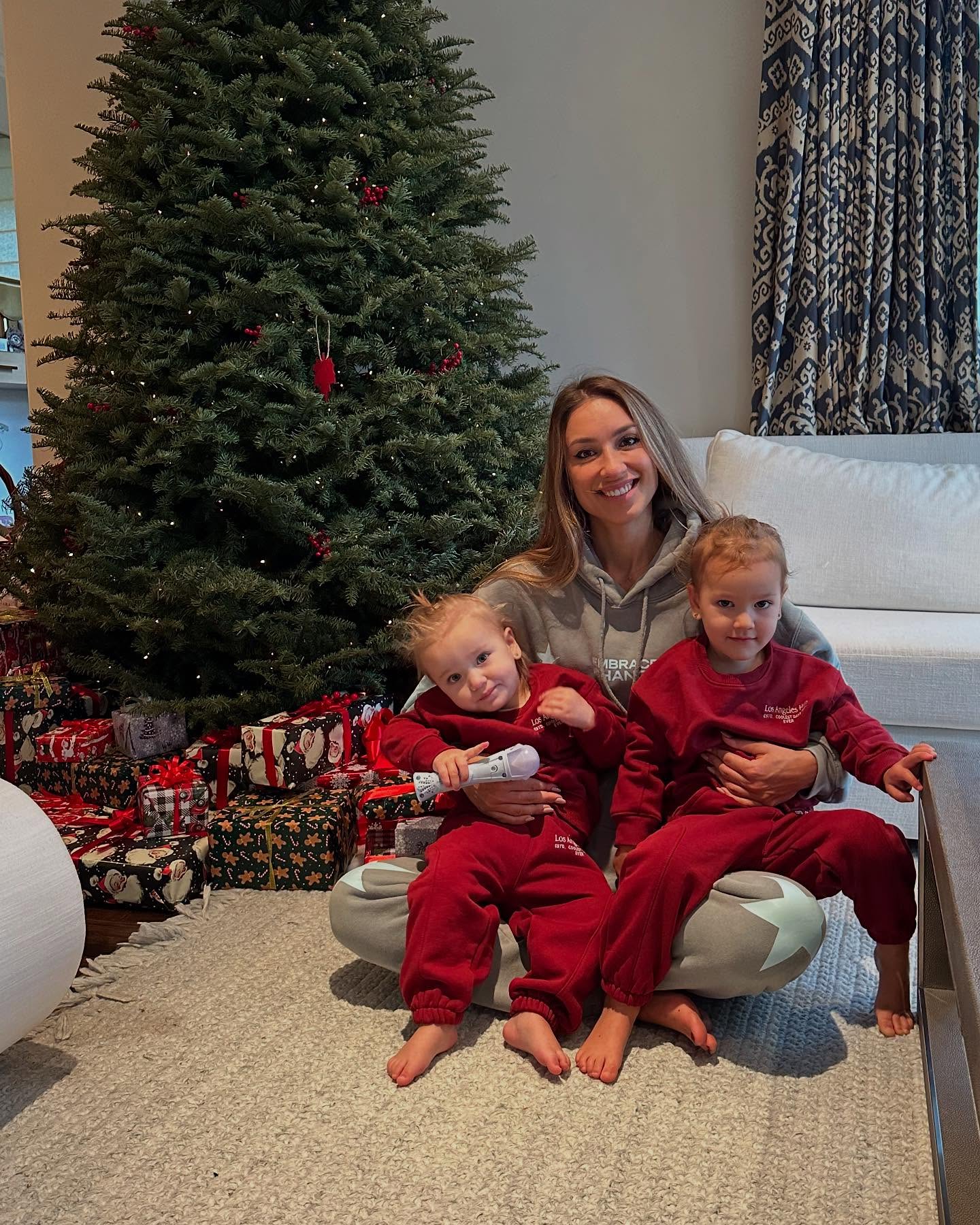 Победительница "Холостяка" покидает Лос-Анджелес из-за пожара: "Дом очень пострадал"