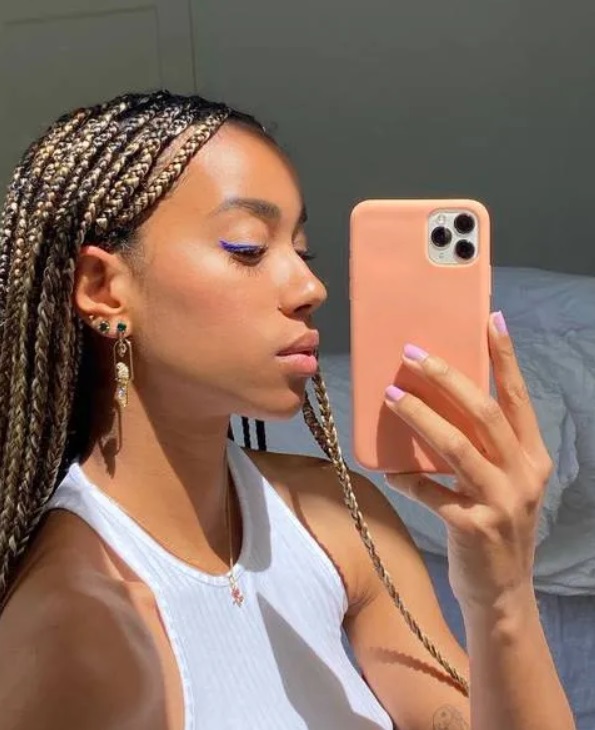 Счастливый цвет месяца: какой маникюр привлечет деньги и любовь в феврале