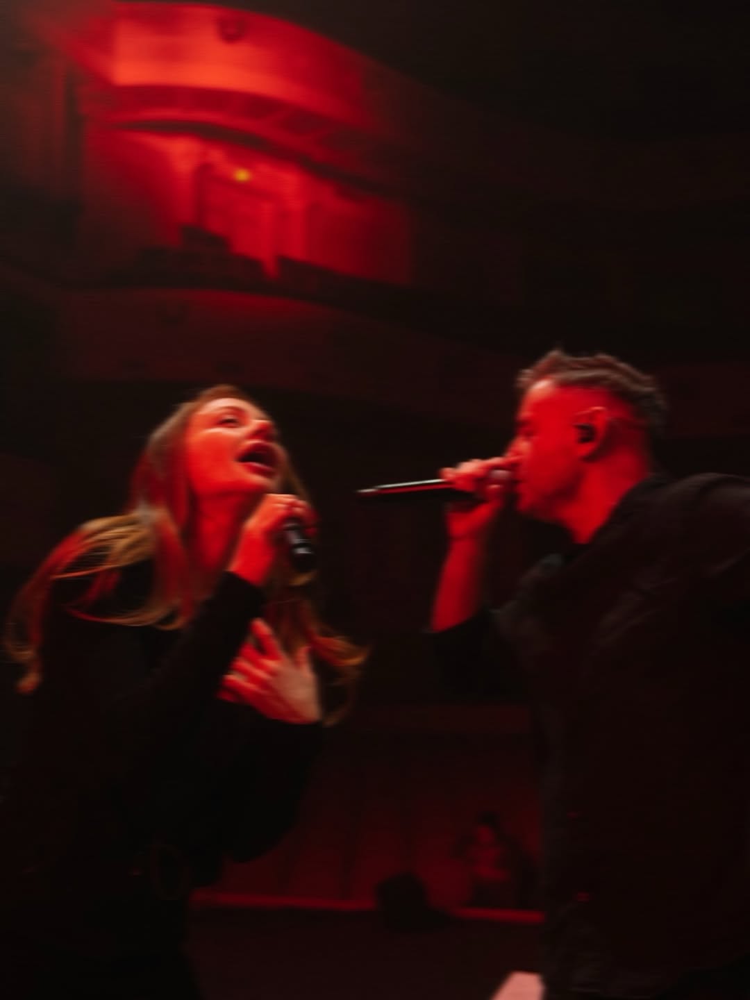 Тіна Кароль і гурт "Жадан і Собаки" заспівали про любов, що сильніша за відстань (відео)