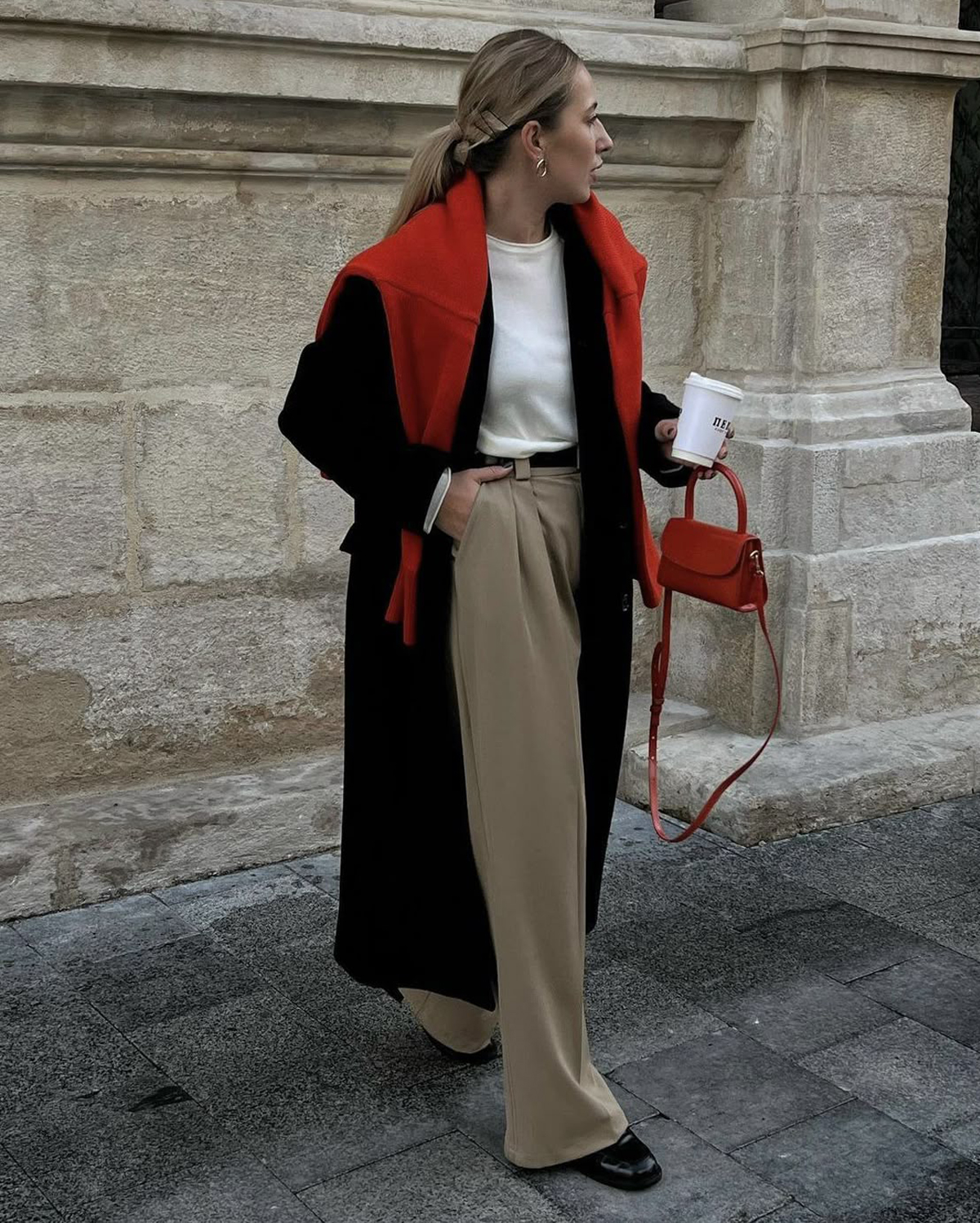 Мода без лишних затрат: как создать дорогой образ из базовых вещей