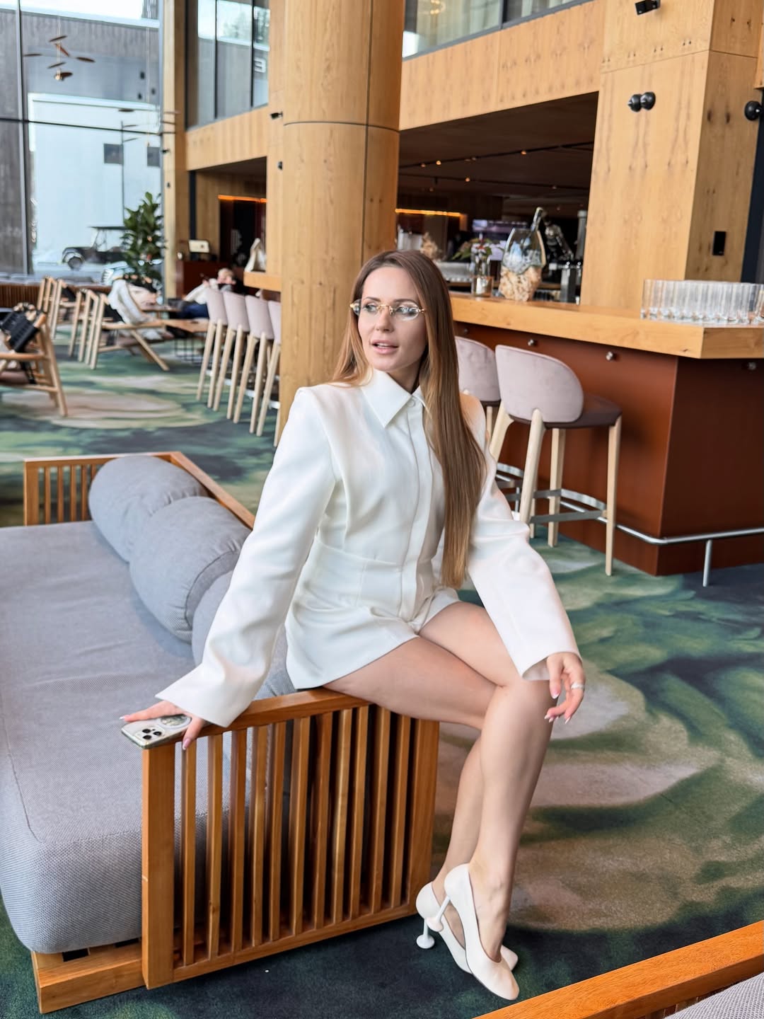 Денисенко, Текучев та інші зірки - про свої плани на весну: "Після такої зими хочеться змін"