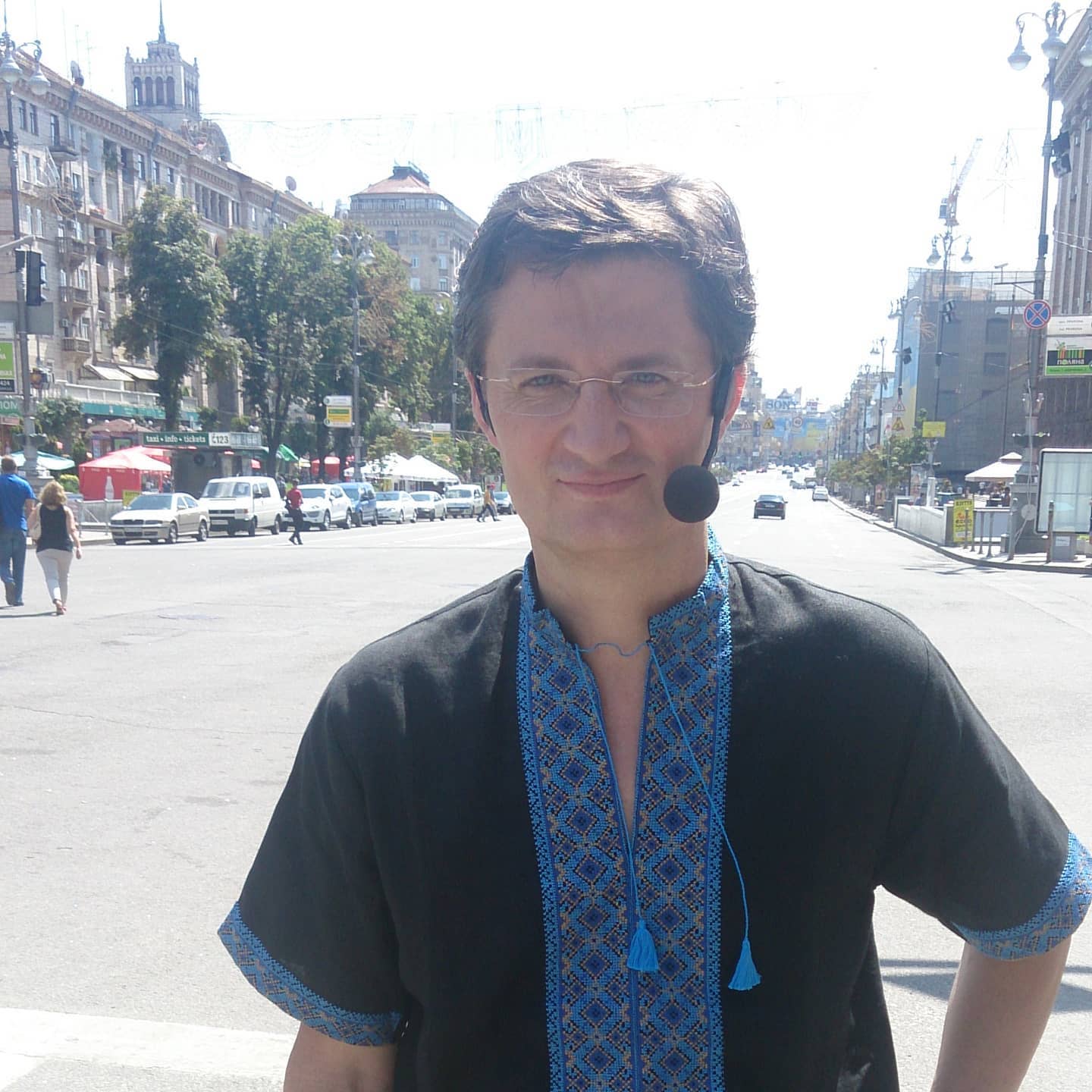 Чи спілкується Козловський з Кондратюком після виплати боргів? Співак зробив зізнання