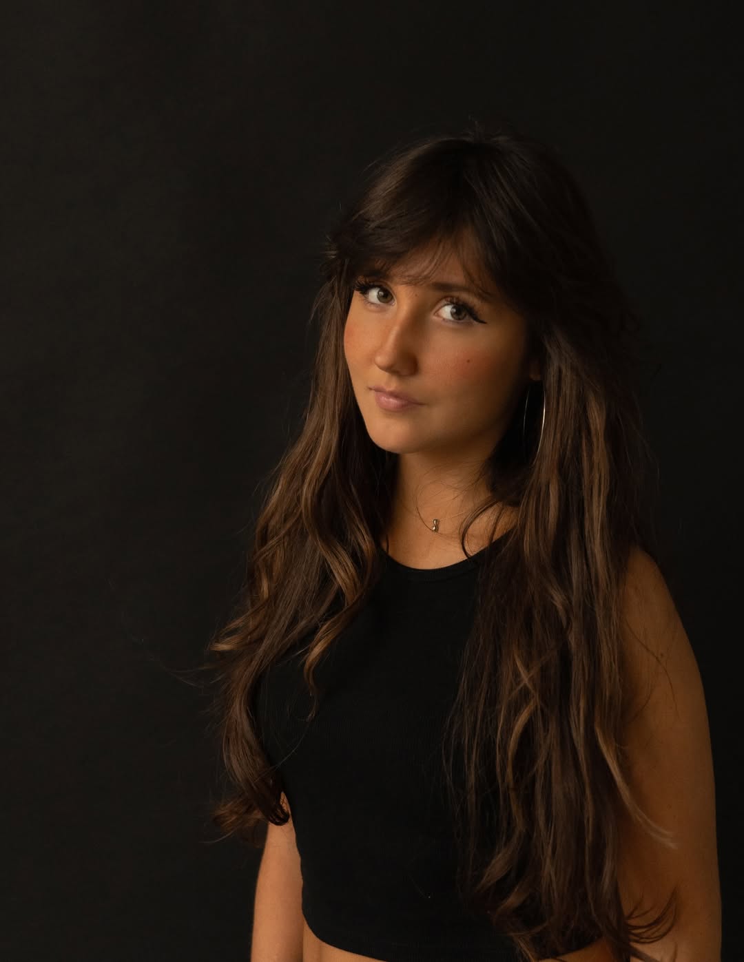 "Питань нема": 22-річна українська співачка стала мільйонеркою завдяки одній пісні