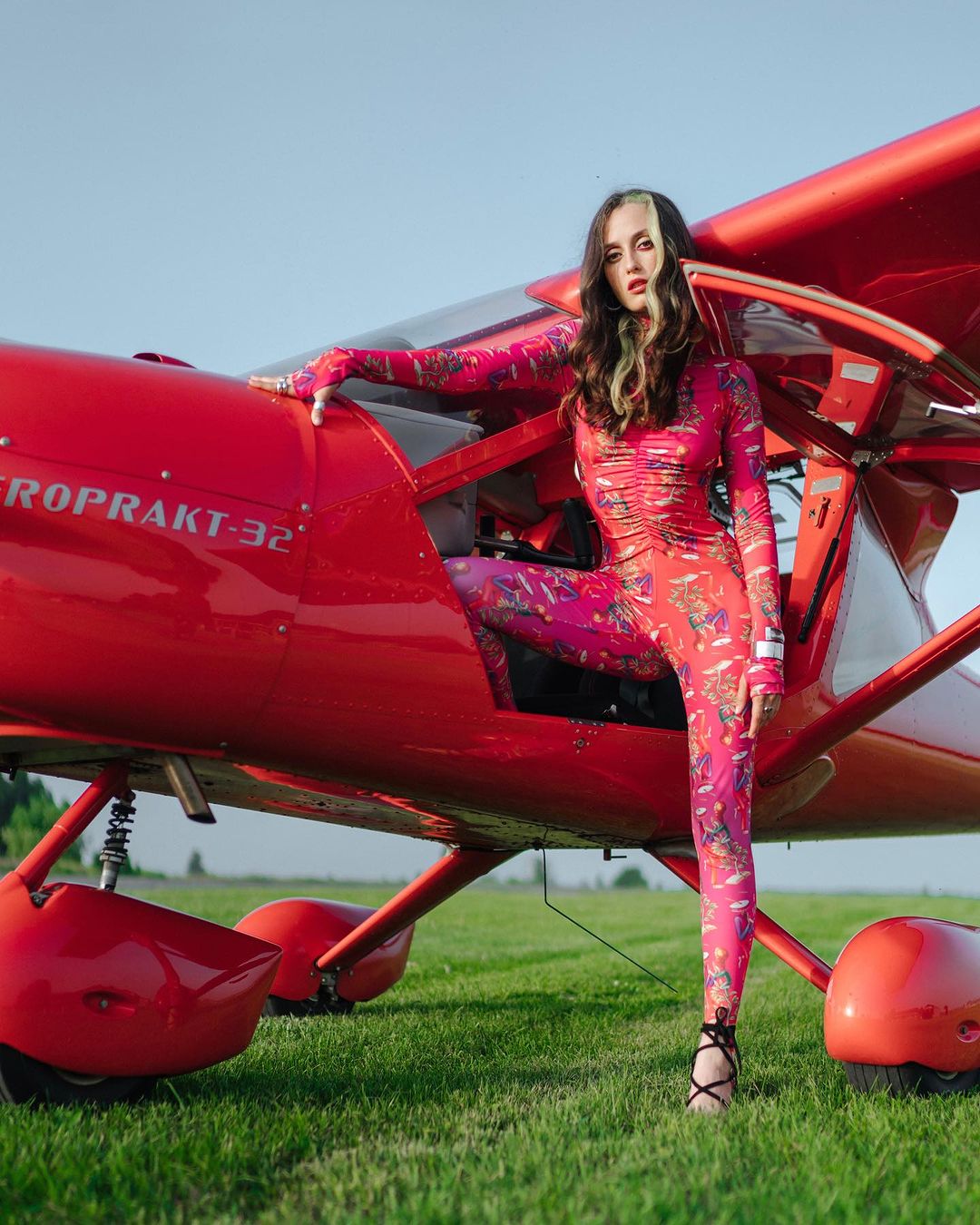 Змінила образ і живе в США: що стало з Аліною Паш, яка через скандал не поїхала на "Євробачення-2022"