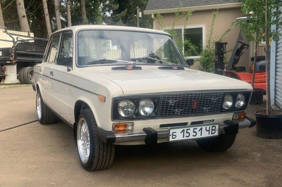 Родом из Украины: в США советские "Жигули", "Волги" и "Москвичи" продают по цене Corvette и Mustang