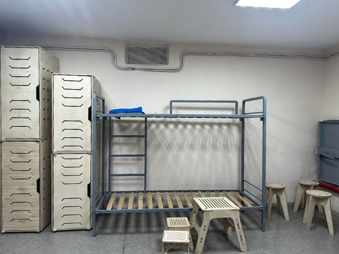 У Києві облаштували укриття з модульними меблями: де знаходиться та як виглядає