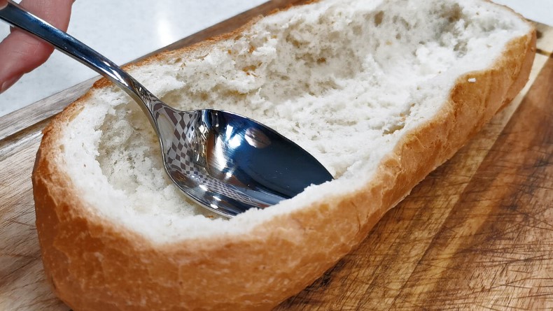 Без тіста та всього за 20 хвилин: як приготувати смачний пиріг з м'ясом